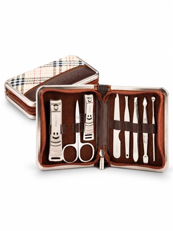 COSMAC Kit Manucure & Pédicure – 8 accessoires